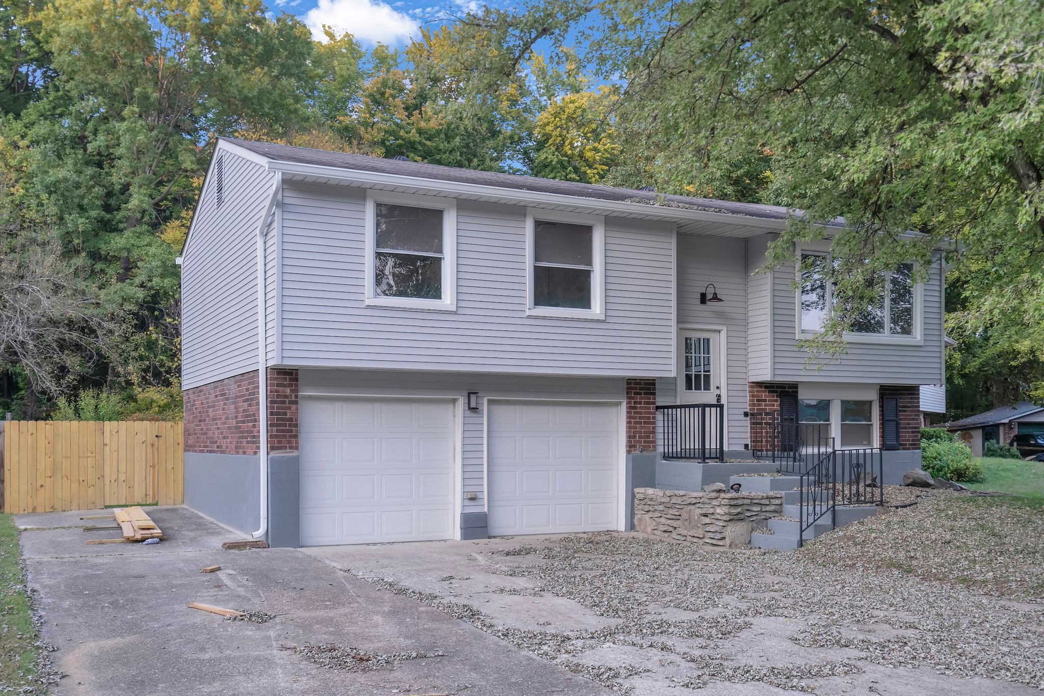 Flip – 8605 Timber Hollow Ct 40219