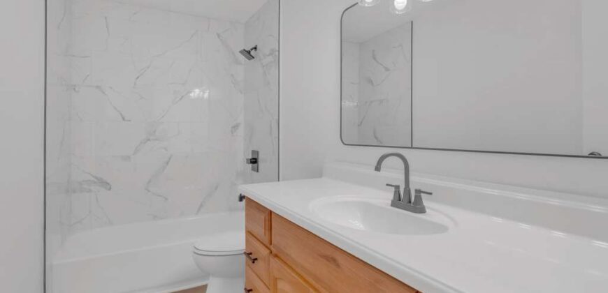 Flip – 8605 Timber Hollow Ct 40219